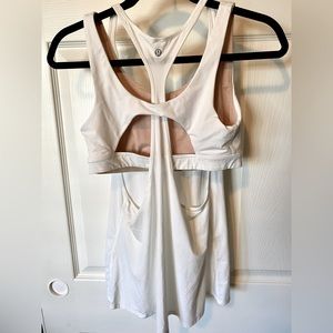 Lululemon 2 in 1 Tank Top with Built in Bra Size 10 Gently Used